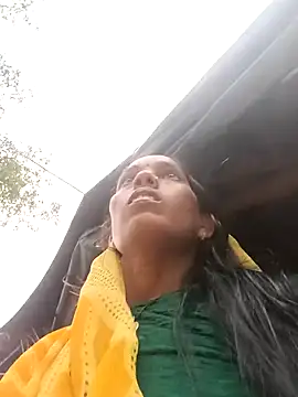 Cutsedi3 online show from October 24, 2025, 11:39 am