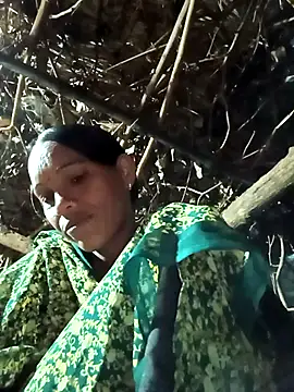 Cutsedi3 online show from November 12, 2025, 12:05 pm