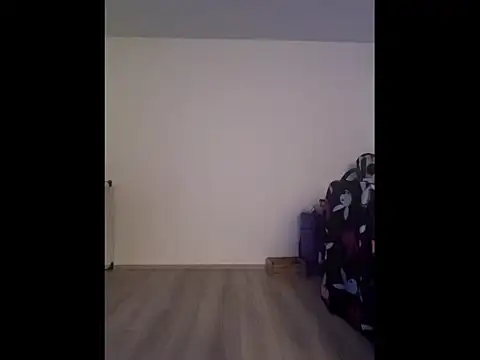 Snapshot of luziaaa92 chatting on October 16, 2025, 10:05 am luziaaa92 online show from October 16, 2025, 10:05 am