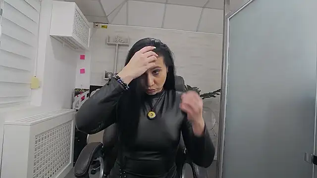 YaraXCox online show from February 10, 2026, 3:54 am