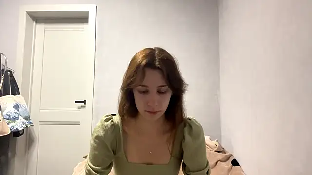 Snapshot of WildPeachh chatting on November 5, 2025, 6:08 pm WildPeachh online show from November 5, 2025, 6:08 pm