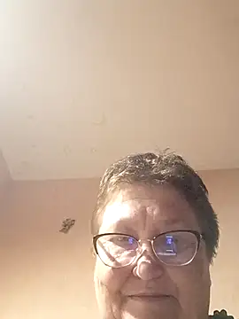 Snapshot of Katherine735 chatting on March 29, 2026, 7:58 pm Katherine735 online show from March 29, 2026, 7:58 pm