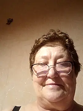 Katherine735 online show from May 8, 2026, 9:53 pm