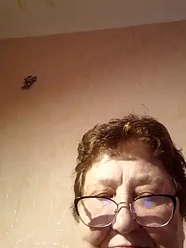 Katherine735 online show from May 10, 2026, 2:00 pm