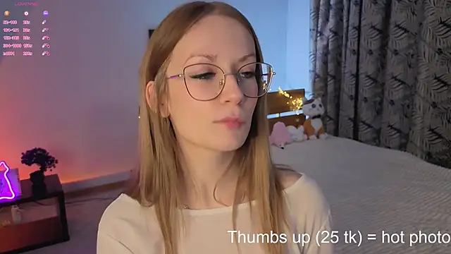 Snapshot of Edlin_gail chatting on October 14, 2025, 2:51 pm Edlin gail online show from October 14, 2025, 2:51 pm