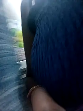 Snapshot of Lal_pari143 chatting on November 4, 2025, 12:37 pm Lal pari143 online show from November 4, 2025, 12:37 pm