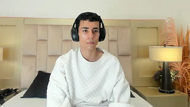 Zahir Ashar online show from March 17, 2026, 11:41 pm