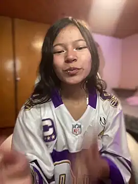 Ninfa pink online show from December 17, 2025, 7:42 pm