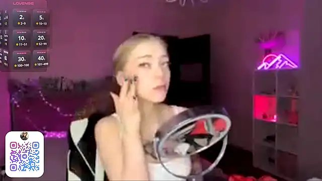 EvaPeace online show from February 2, 2026, 7:12 pm