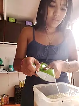 Valen russo online show from October 30, 2025, 1:23 pm