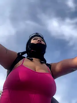 Snapshot of Lexxa_peach chatting on November 4, 2025, 12:48 pm Lexxa peach online show from November 4, 2025, 12:48 pm