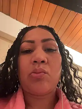 Snapshot of Ayleenpamelasexysquirt chatting on October 15, 2025, 7:25 pm Ayleenpamelasexysquirt online show from October 15, 2025, 7:25 pm