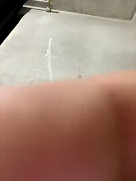 manu8325 online show from October 19, 2025, 12:33 am