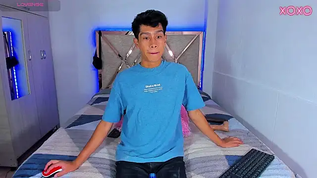 Snapshot of Jacovo2002 chatting on October 12, 2025, 8:30 pm Jacovo2002 online show from October 12, 2025, 8:30 pm