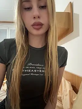 Snapshot of JudithCarly chatting on February 1, 2026, 10:41 pm JudithCarly online show from February 1, 2026, 10:41 pm