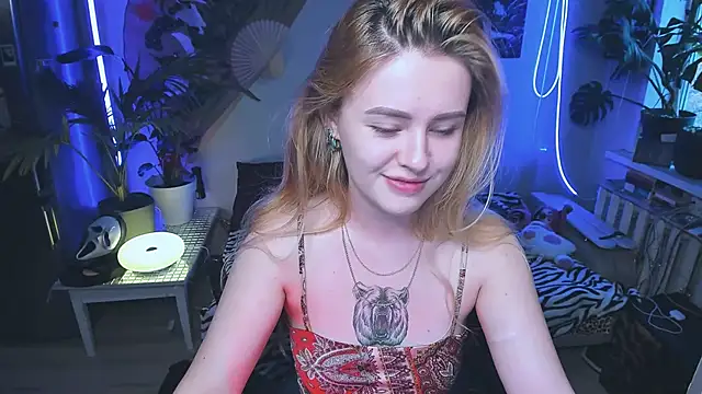 Alexa  Pirs online show from November 6, 2025, 11:55 am