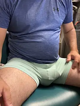 Snapshot of Fun_Time_Ron_2 chatting on October 27, 2025, 4:22 pm Fun Time Ron 2 online show from October 27, 2025, 4:22 pm