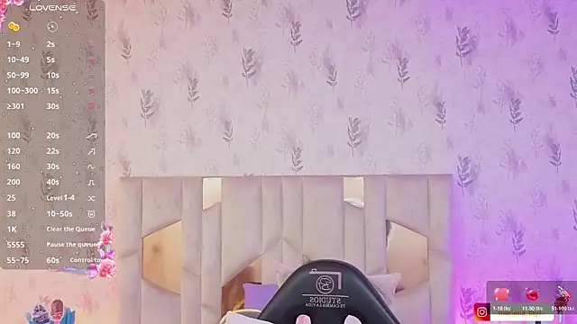 Snapshot of MARIANA_TAY1 chatting on April 12, 2026, 3:11 am MARIANA TAY1 online show from April 12, 2026, 3:11 am