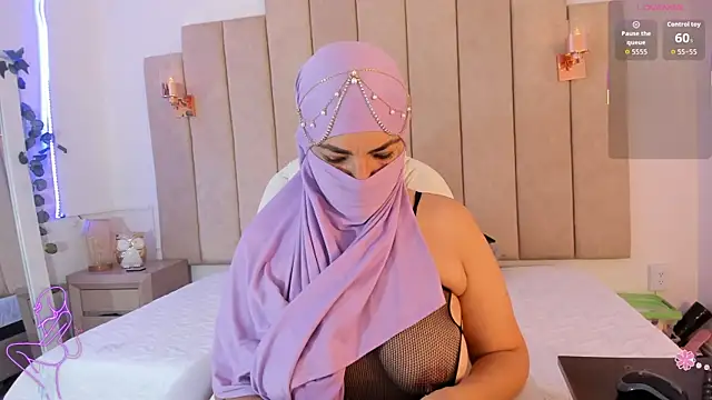  naylaa  online show from January 9, 2026, 3:31 am