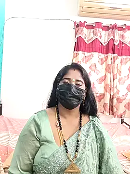 tamil-aunt online show from November 15, 2025, 3:15 am