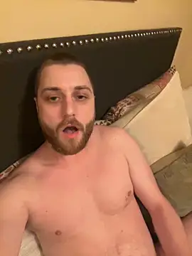 Snapshot of custardnmypie chatting on October 27, 2025, 4:05 am custardnmypie online show from October 27, 2025, 4:05 am