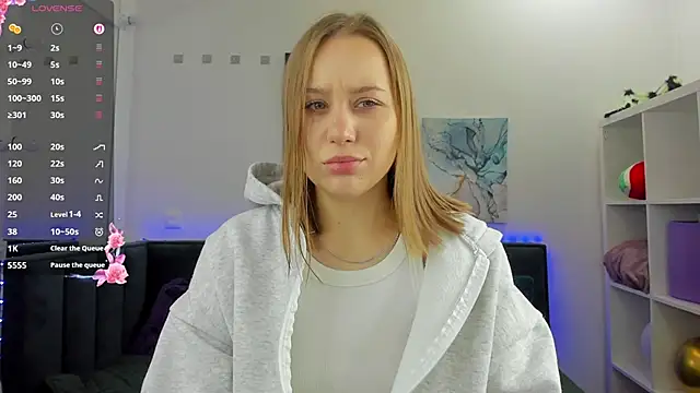 Snapshot of Melissa_new22 chatting on November 10, 2025, 12:53 am Melissa new22 online show from November 10, 2025, 12:53 am