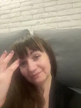 Butterfly8385 online show from October 27, 2025, 8:35 pm