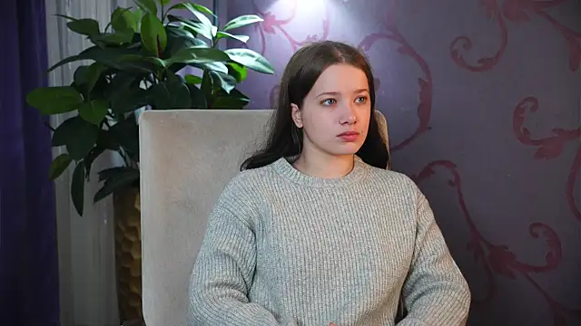 Snapshot of ElaSoundara chatting on October 11, 2025, 11:42 am ElaSoundara online show from October 11, 2025, 11:42 am