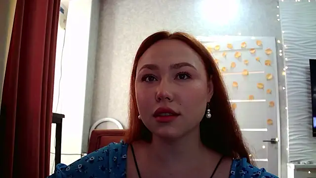 LolaMint  online show from October 20, 2025, 10:05 am