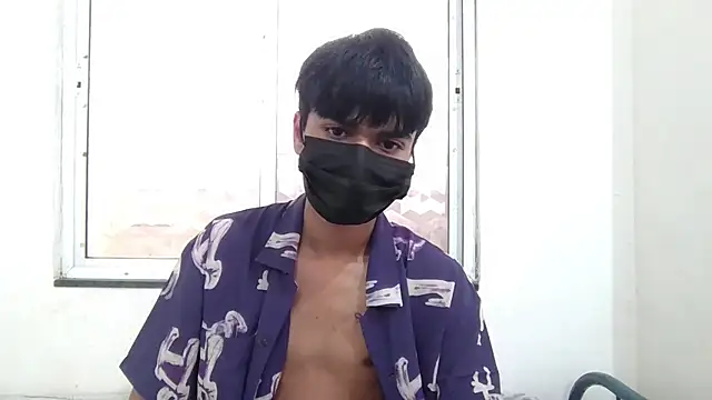 lil-twink19 online show from October 17, 2025, 4:48 am