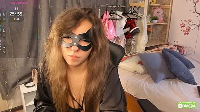 Snapshot of EvaTech chatting on October 23, 2025, 5:40 am EvaTech online show from October 23, 2025, 5:40 am