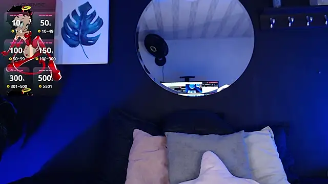 TamaraaRoss  online show from January 14, 2026, 6:46 pm