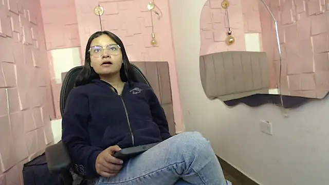 Snapshot of _kita chatting on October 28, 2025, 1:36 pm kita online show from October 28, 2025, 1:36 pm