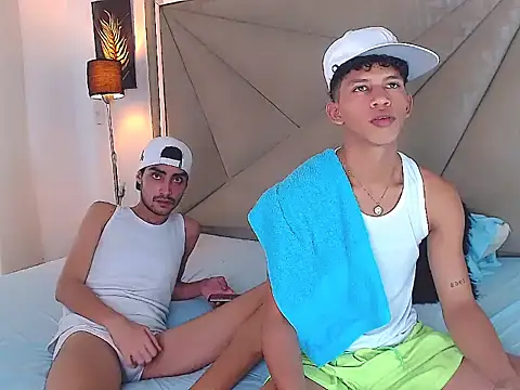 Snapshot of Owen_valentin chatting on October 11, 2025, 7:45 pm Owen valentin online show from October 11, 2025, 7:45 pm