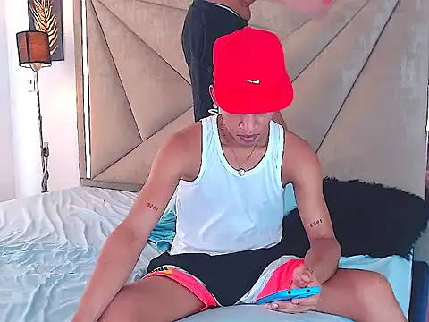 Snapshot of Owen_valentin chatting on October 18, 2025, 7:25 pm Owen valentin online show from October 18, 2025, 7:25 pm