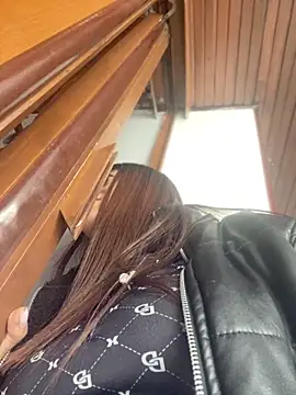 ElectraPink  online show from November 26, 2025, 12:50 pm