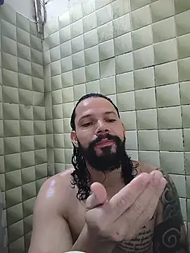 AlukardBig online show from April 12, 2026, 6:13 pm