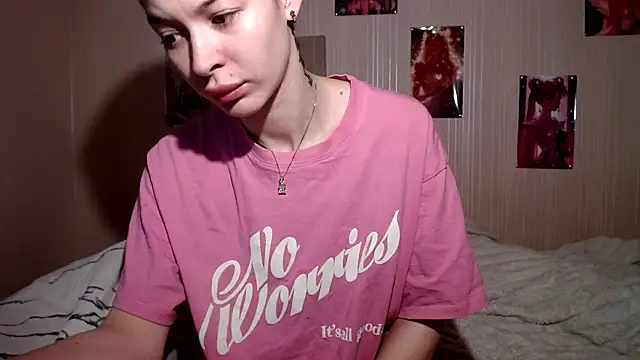 Daphne Darkthorn online show from April 10, 2026, 8:30 am