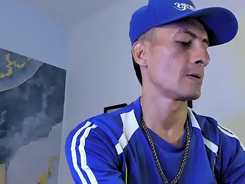 latin crissex online show from October 25, 2025, 11:51 am