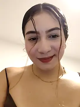 Snapshot of sophia_salazar18 chatting on October 22, 2025, 10:53 pm sophia salazar18 online show from October 22, 2025, 10:53 pm