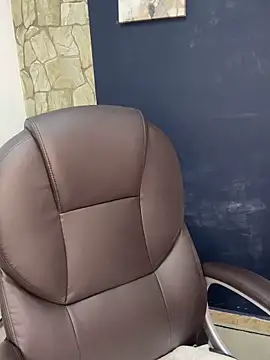  Isabella 1 online show from October 28, 2025, 2:37 am