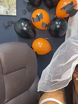  Isabella 1 online show from November 1, 2025, 2:35 am