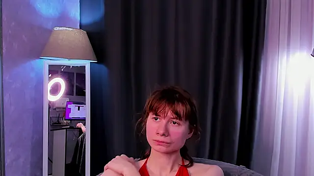 Snapshot of EvelynJin_ chatting on November 5, 2025, 3:01 pm EvelynJin online show from November 5, 2025, 3:01 pm