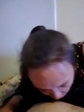 creamycouple69 online show from October 17, 2025, 6:38 am