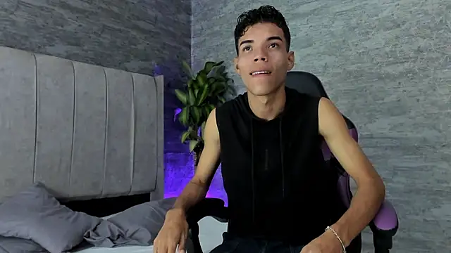 Snapshot of jhojan_foxxx_ chatting on November 11, 2025, 8:53 pm jhojan foxxx online show from November 11, 2025, 8:53 pm