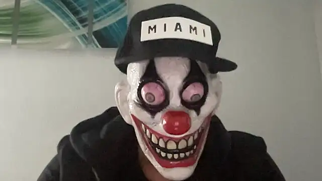 ChillNSpill online show from October 31, 2025, 5:36 pm