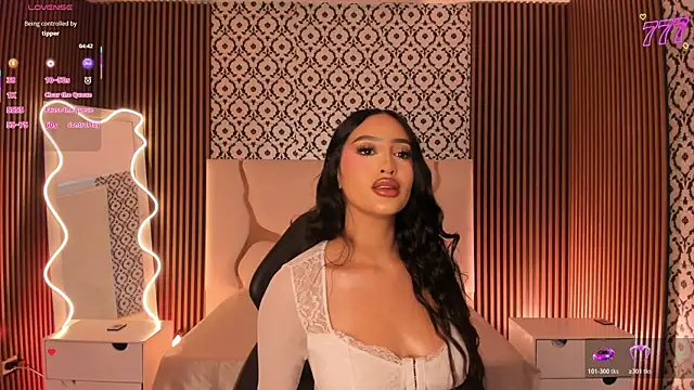 BEELLA TAY1 online show from April 6, 2026, 5:47 pm