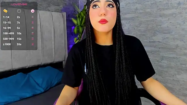 odett rivas  online show from October 30, 2025, 1:51 am