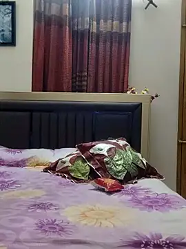 Tanha18 online show from February 3, 2026, 12:21 pm