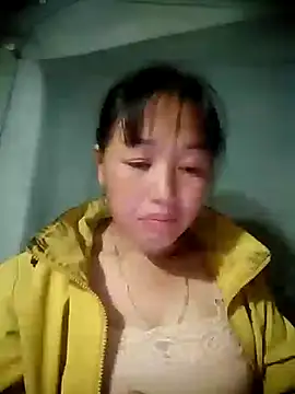 Snapshot of Yanmey chatting on November 25, 2025, 11:10 am Yanmey online show from November 25, 2025, 11:10 am